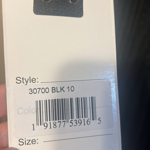 Mac Duggal 30700 NWT SHIMMERING PLEATED A-LINE 3/4 SLEEVE GOWN - Picture 8 of 16